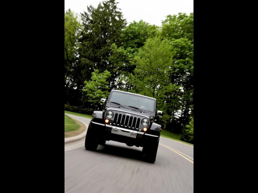  Jeep Wrangler Ultimate by Mopar 2007 года  (фото 5 из 18)